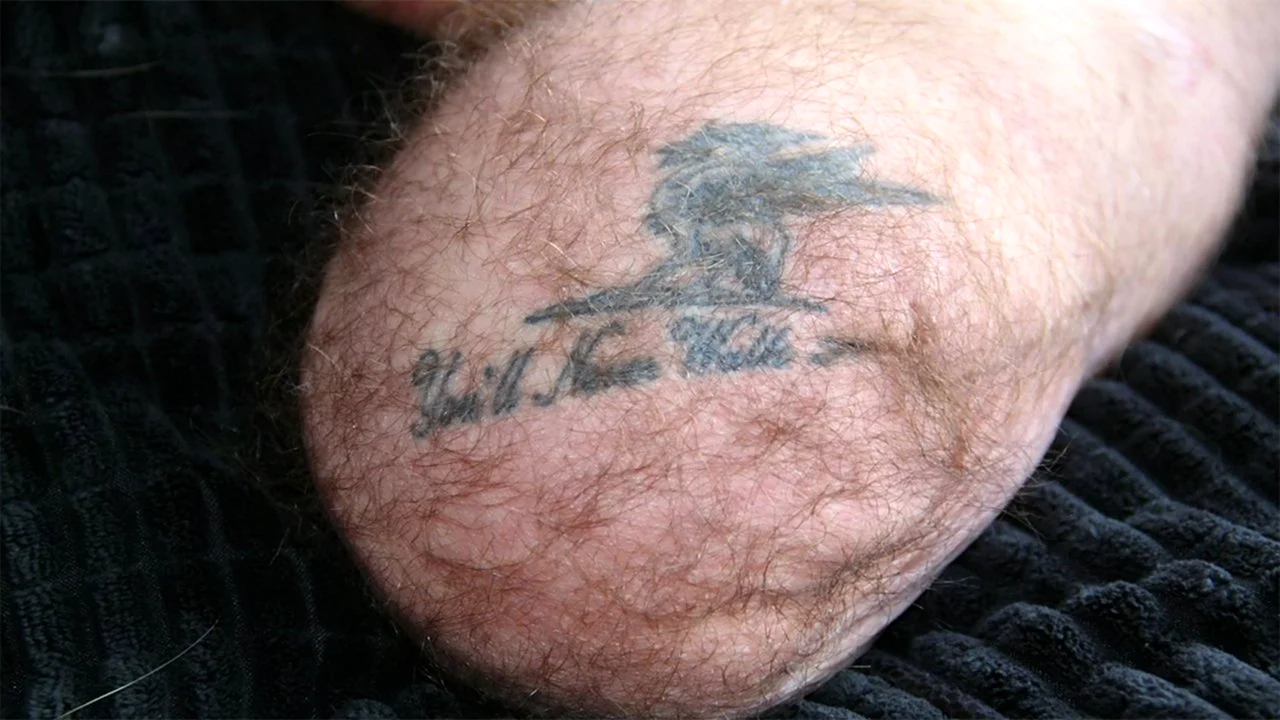 Татуировки на яйцах мужских
