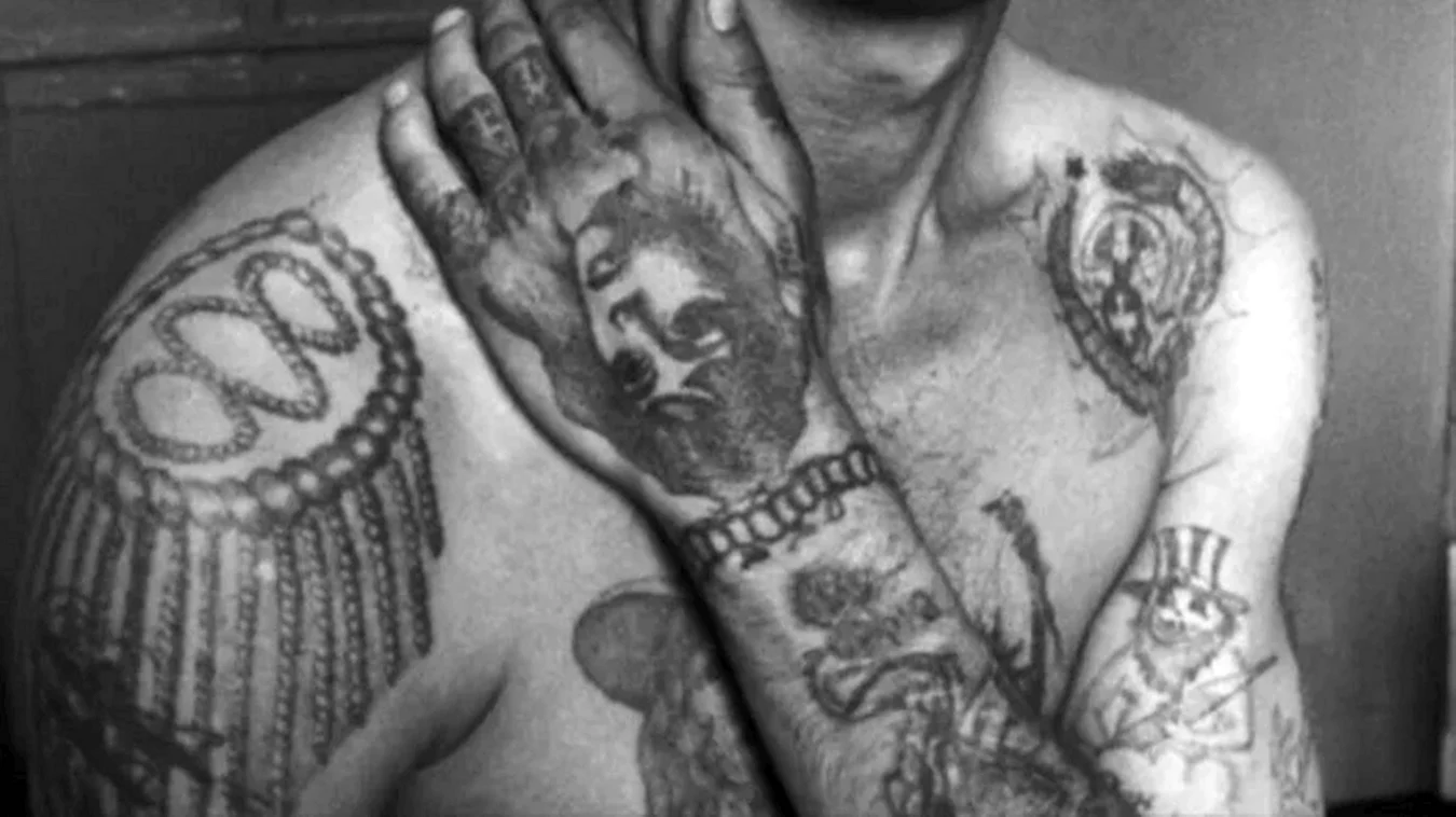 Татуировки воров в законе