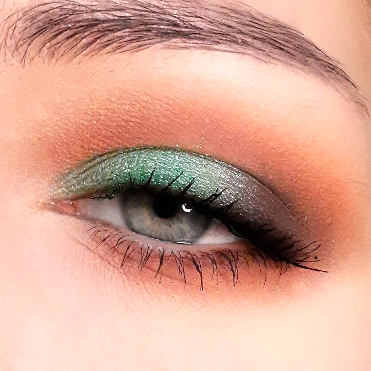 красивый макияж для зеленых глаз фото