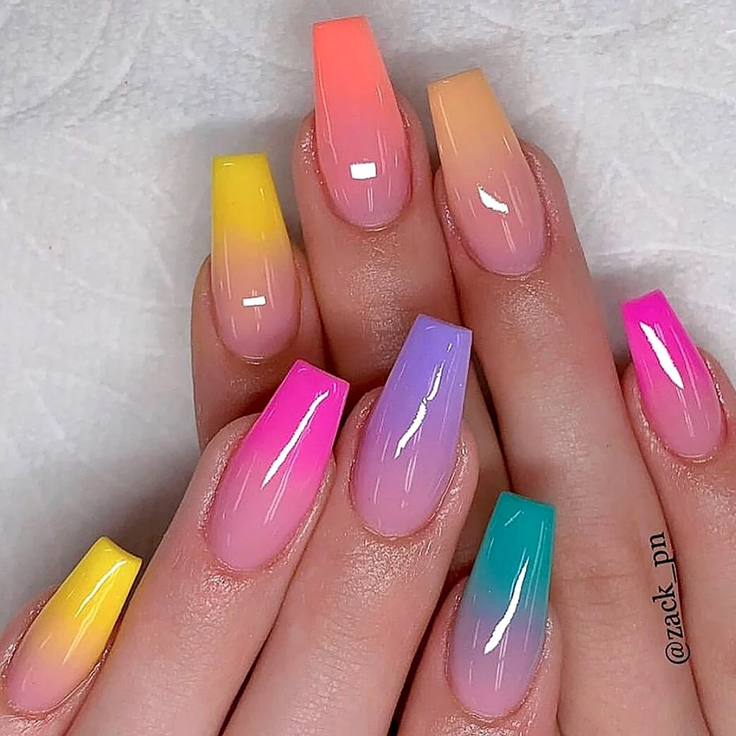 Цветные ногти