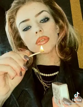 Жена бандита 90-х макияж
