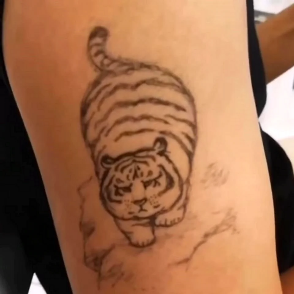 Жирный тигр тату